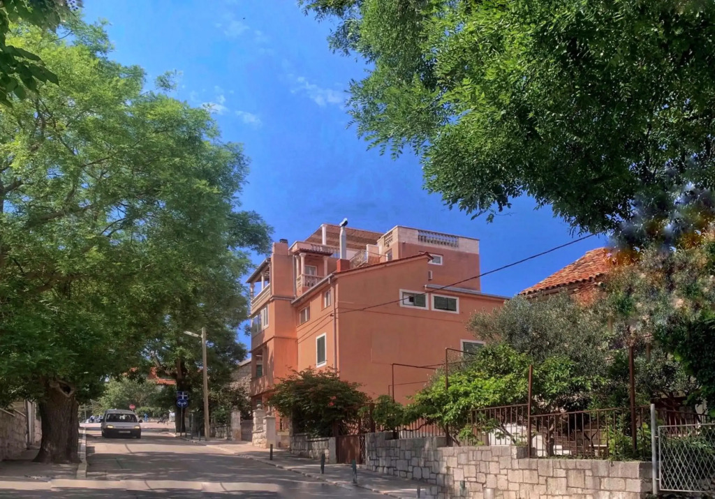 VILLA MARJAN - 3 bdr, 3 bath, parking