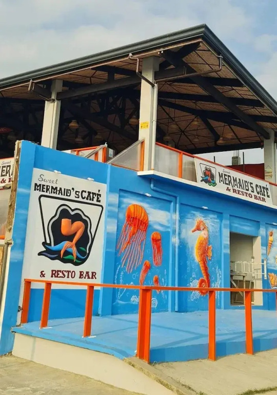 Sweet Mermaids Hotel and Restobar