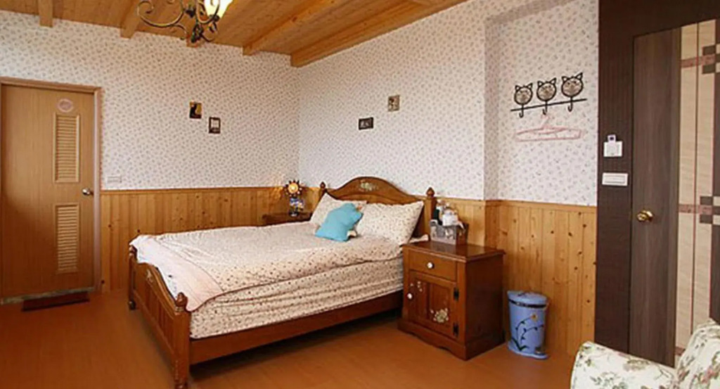 Yellow Cat B&B