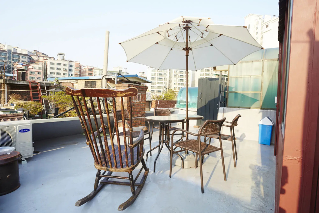 Owl Guesthouse - Hostel