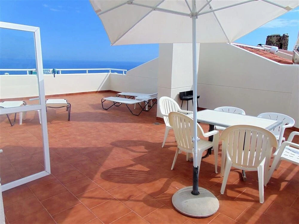 Apartment With 2 Bedrooms in Benalmádena, With Wonderful sea View, Poo