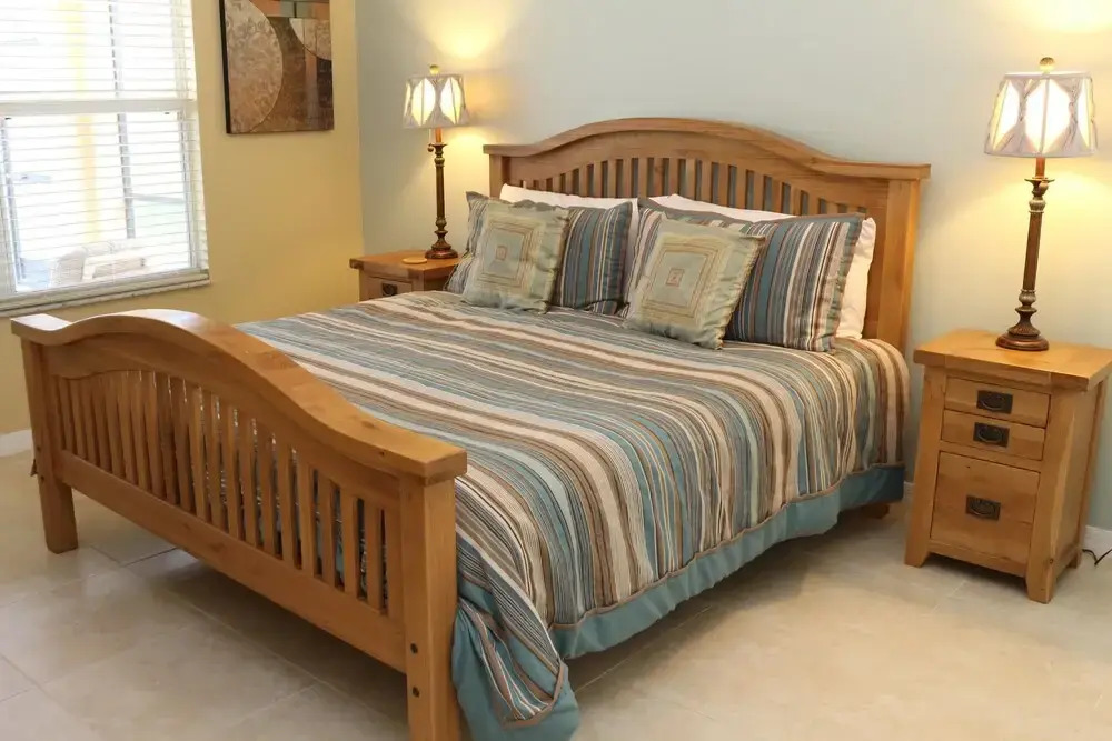 Daniel's Solana House 6 Bedroom Home by Redawning