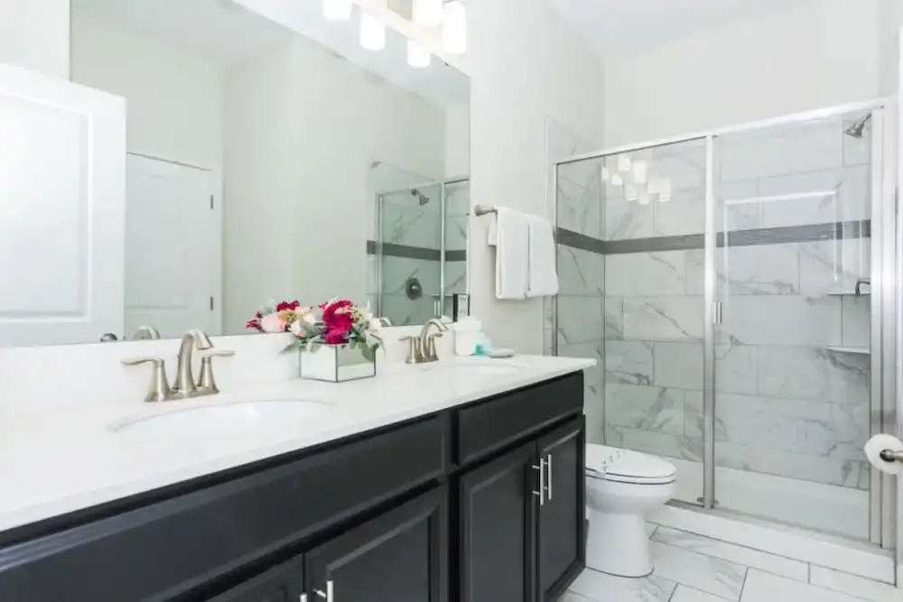 Gorgeous Home with Pool and Game Room CG1680