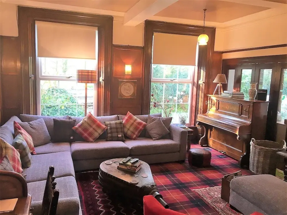Torrs Warren Country House Hotel