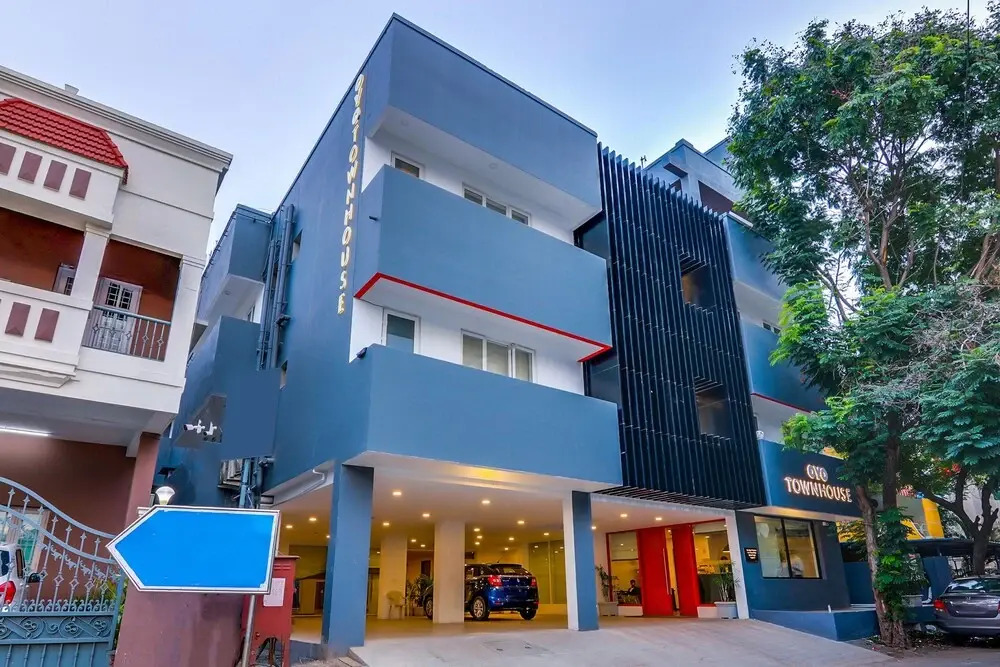 Oyo Townhouse 87 Spartan Nagar