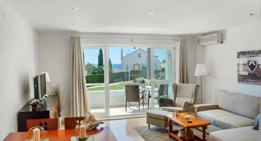 Wonderful Beachclose 2BR Apartment Ref 109