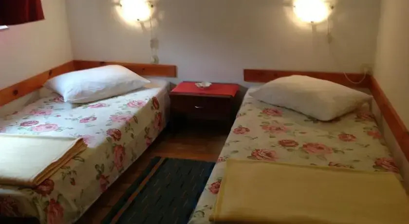 Rooms Cerin