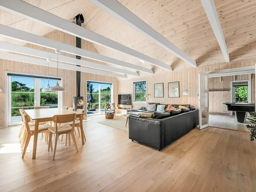Luxury Beach House in Henne