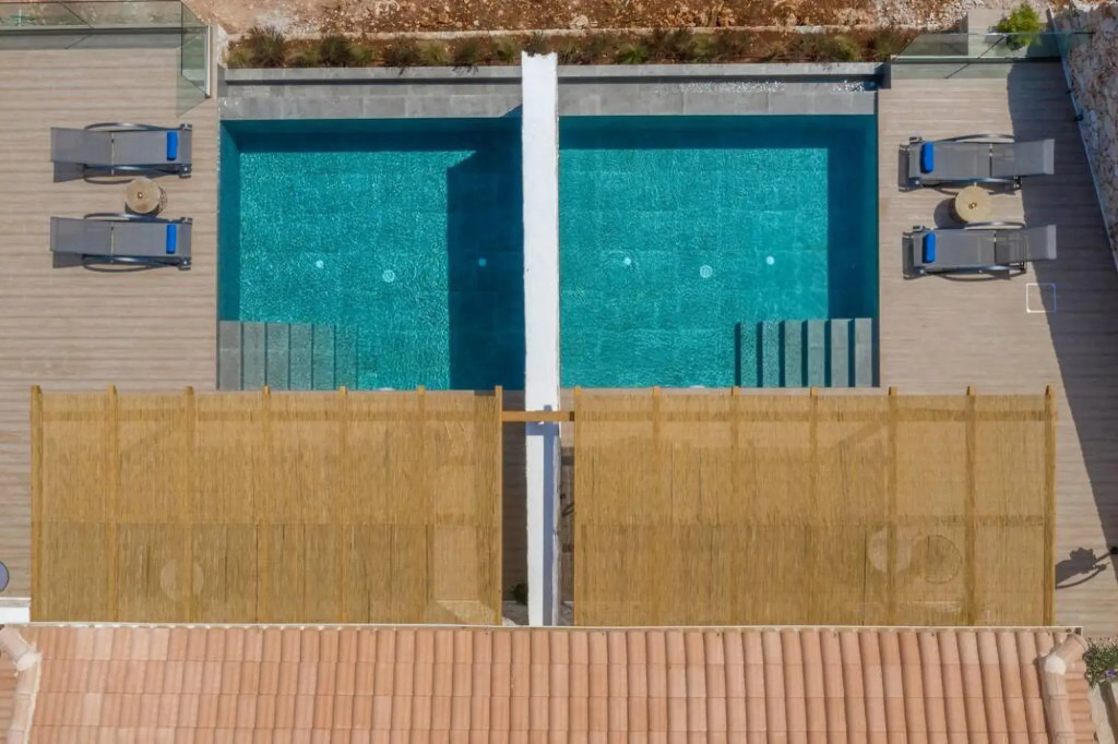 Spartia Suites - Brand New Seaview Suites