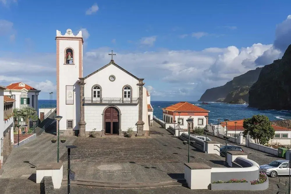 Family Vacations in the North, Casa dos Terços