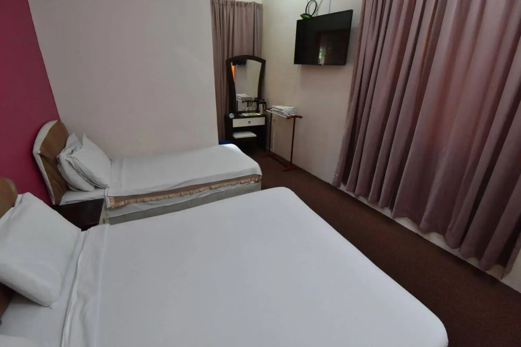 Eighty-Eight Inn @ 88 Inn