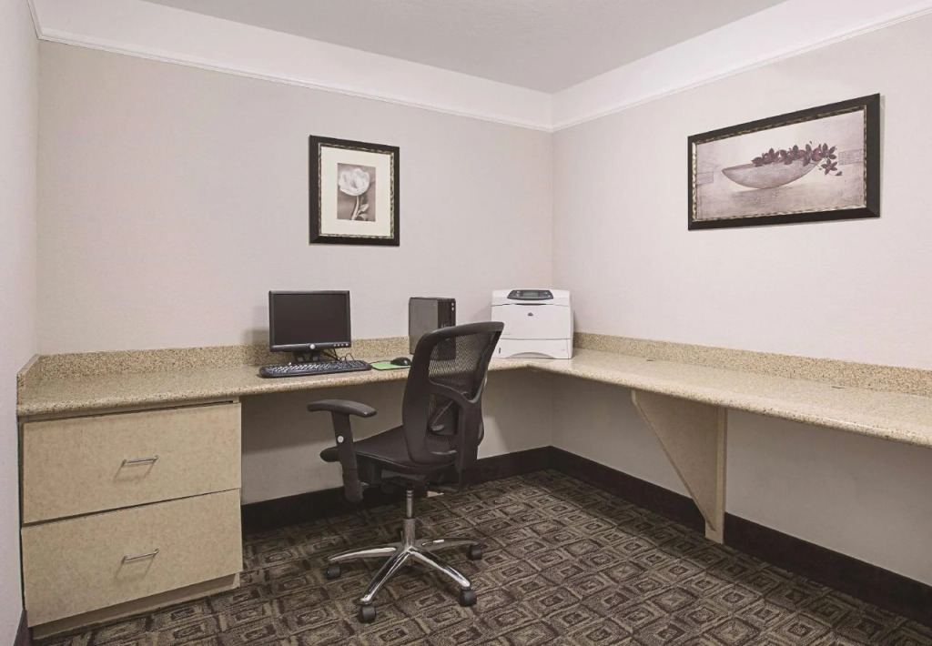 Kemah Edgewater Hotel, SureStay Collection by Best Western