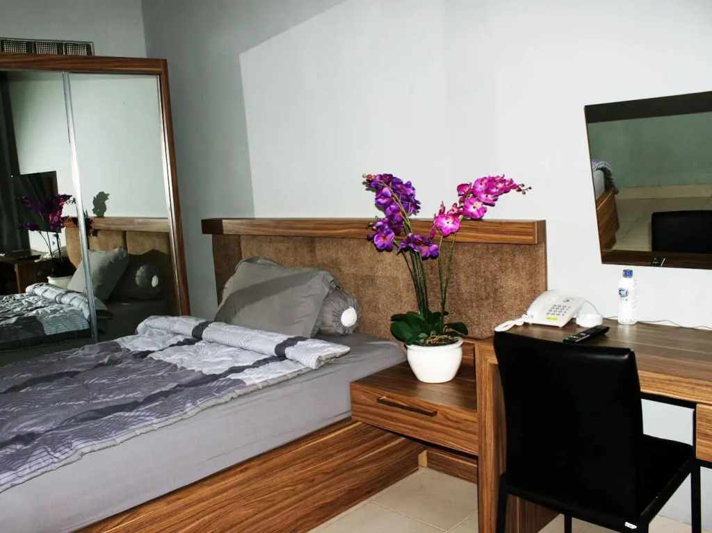Collection O 92277 Setra Priangan Guest House