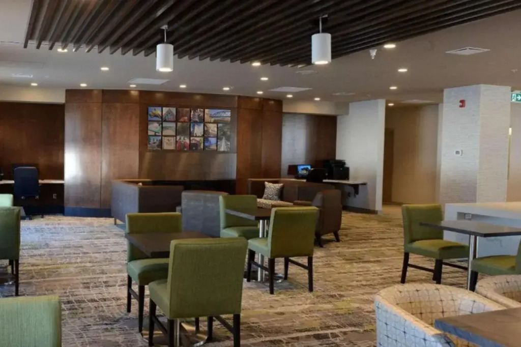 Radisson Kingswood Hotel Fredericton, NB