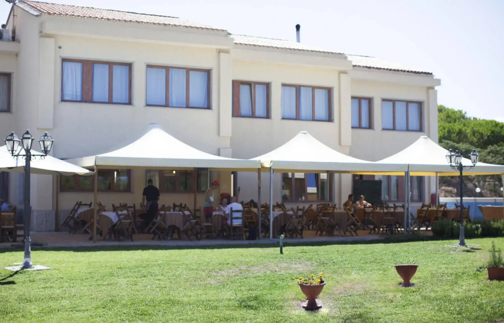 Bellamarina Resort