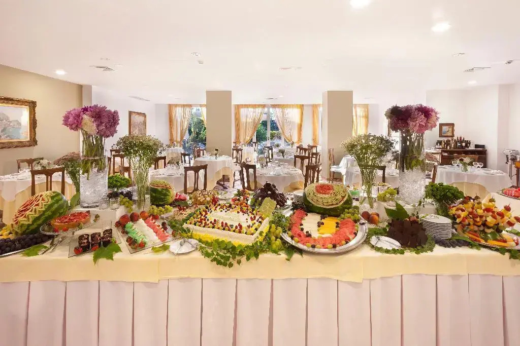 Hotel Alpha