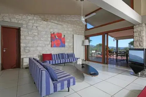 Villa Elena