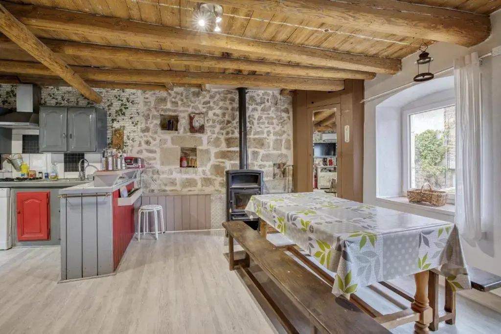 House With 2 Bedrooms in Valprivas, With Enclosed Garden