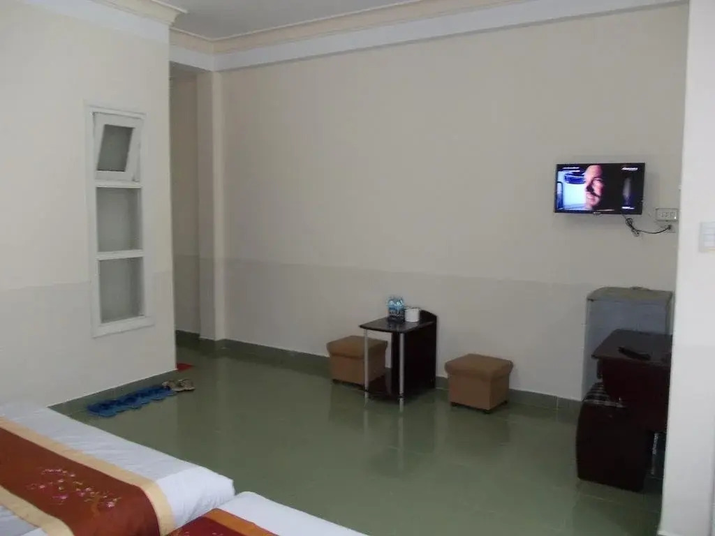 Gold Star Hotel