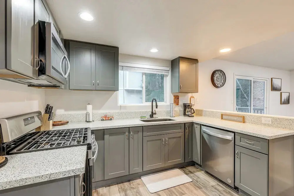 1 Mi to Lake Gregory! Updated Family Home w/ Deck