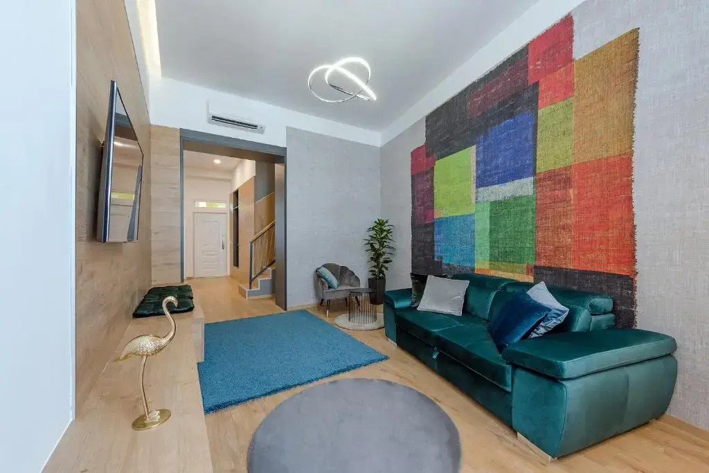 High End Suite Klauzal with AC