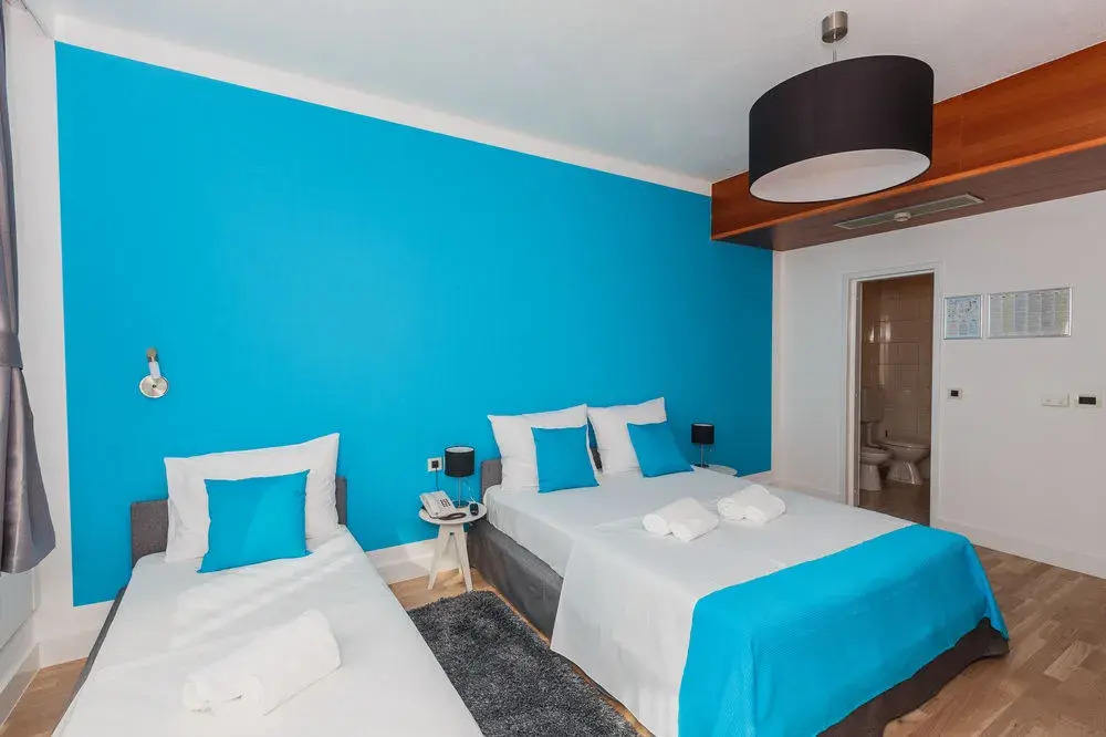 Hotel Riva Kaštela with swimming pool