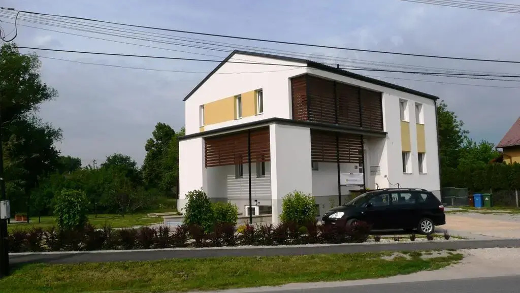 Suri Bau Apartman