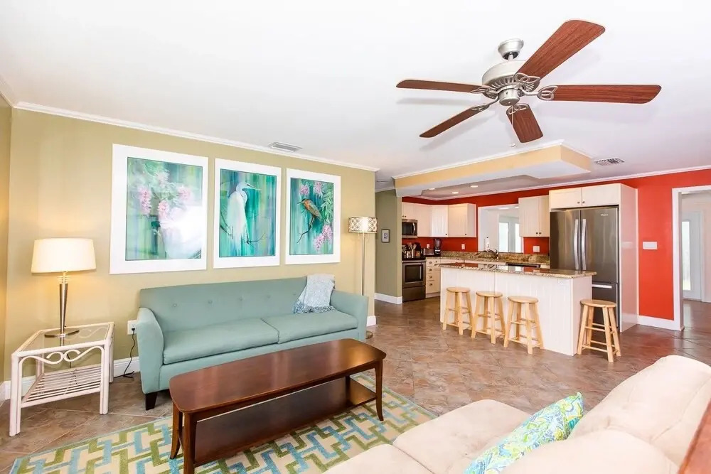 Salty Dog - Dog Friendly Home On Sanibel! 3 Bedroom Home