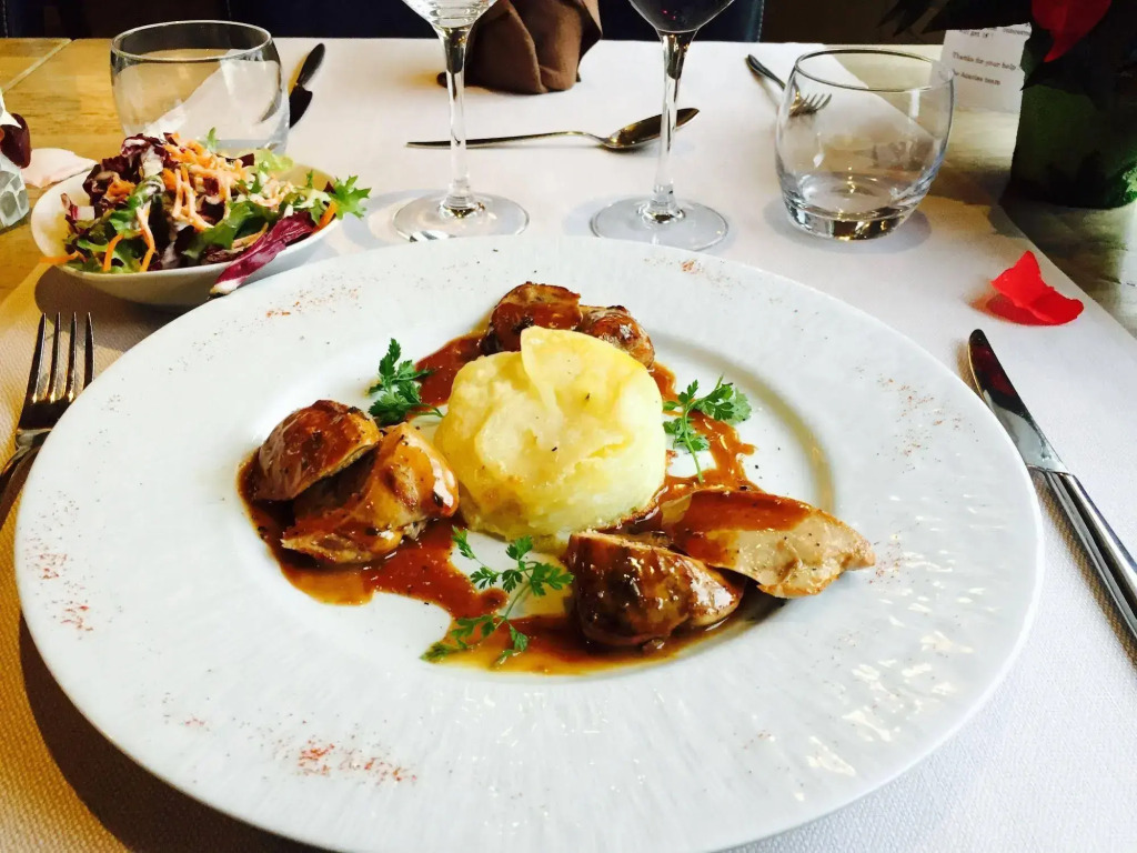 Logis Hôtel Des Acacias Lille Neuville en Ferrain, Restaurant lAcacias Gourmand