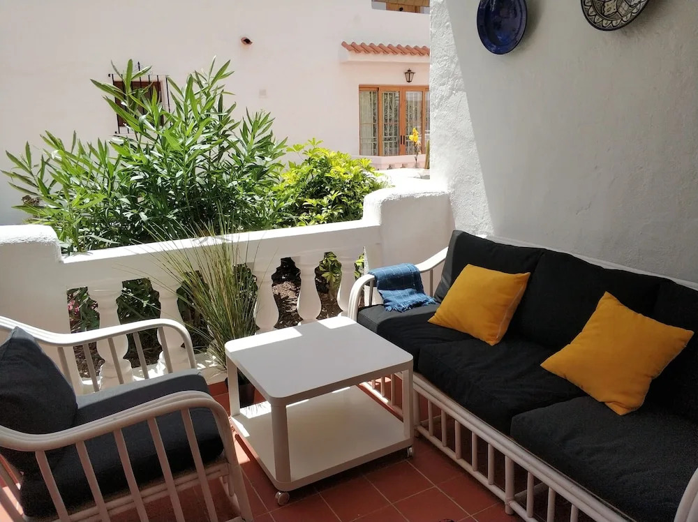 Los Cristianos port royal new