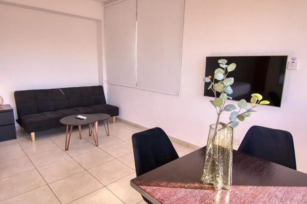 Phaedrus Living City Flat Palas 104