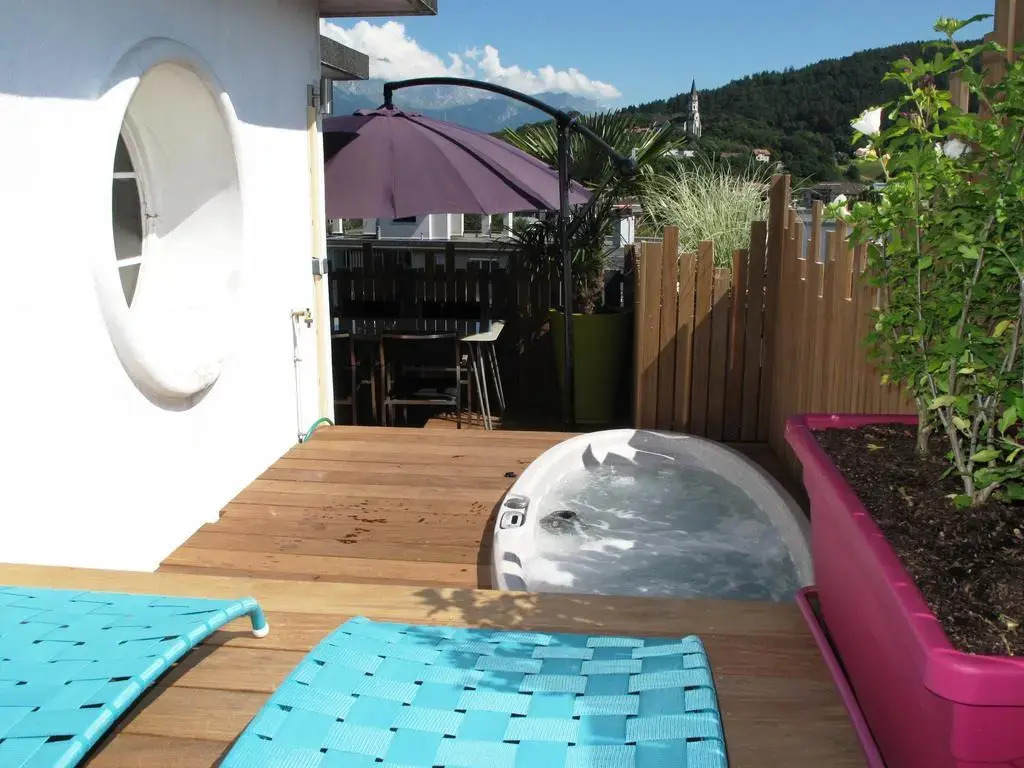 Les Bulles "Lofts & Lakes"