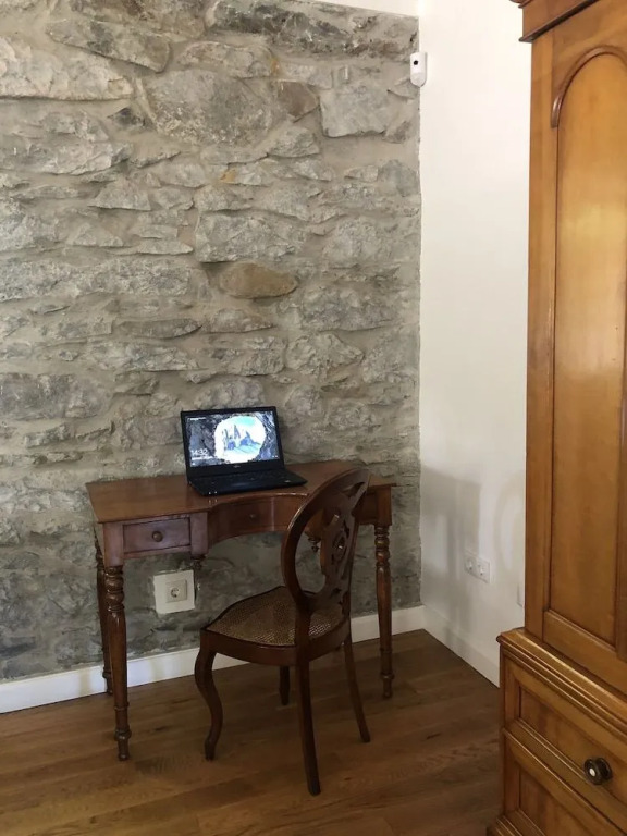 Villa-sleeps2-garden-private park