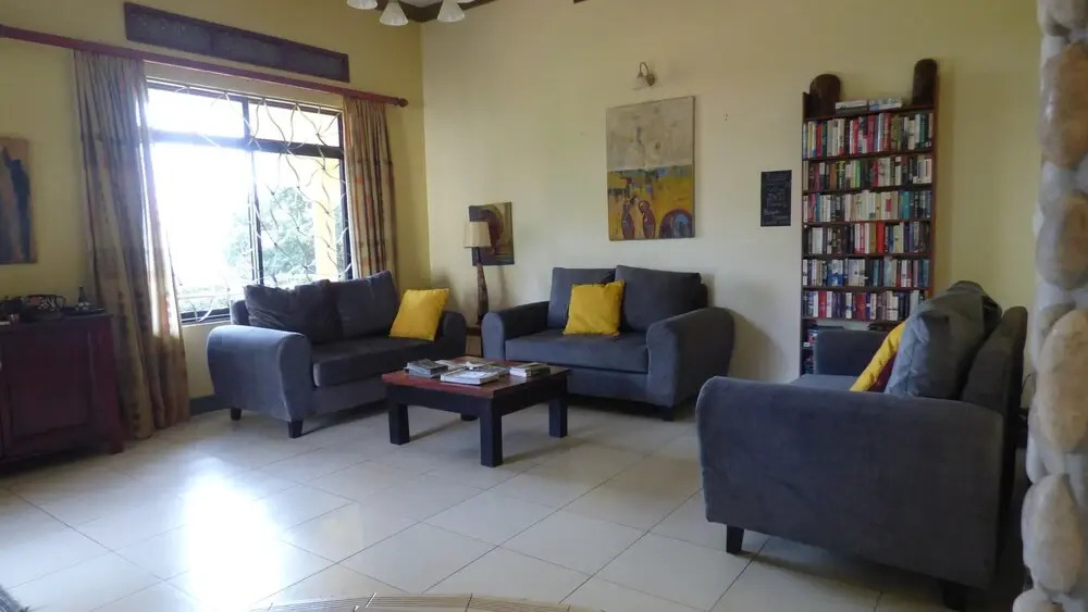 BlueMonkey Guesthouse