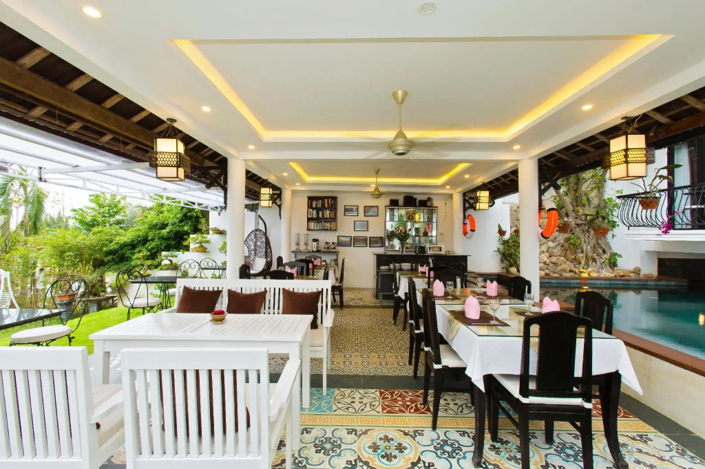 Riverside Impression Villa