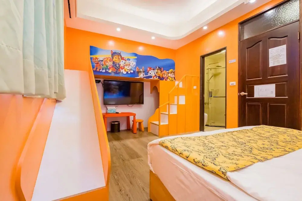 Dan Huang BnB
