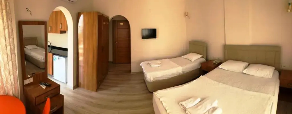 Christina Apart Otel