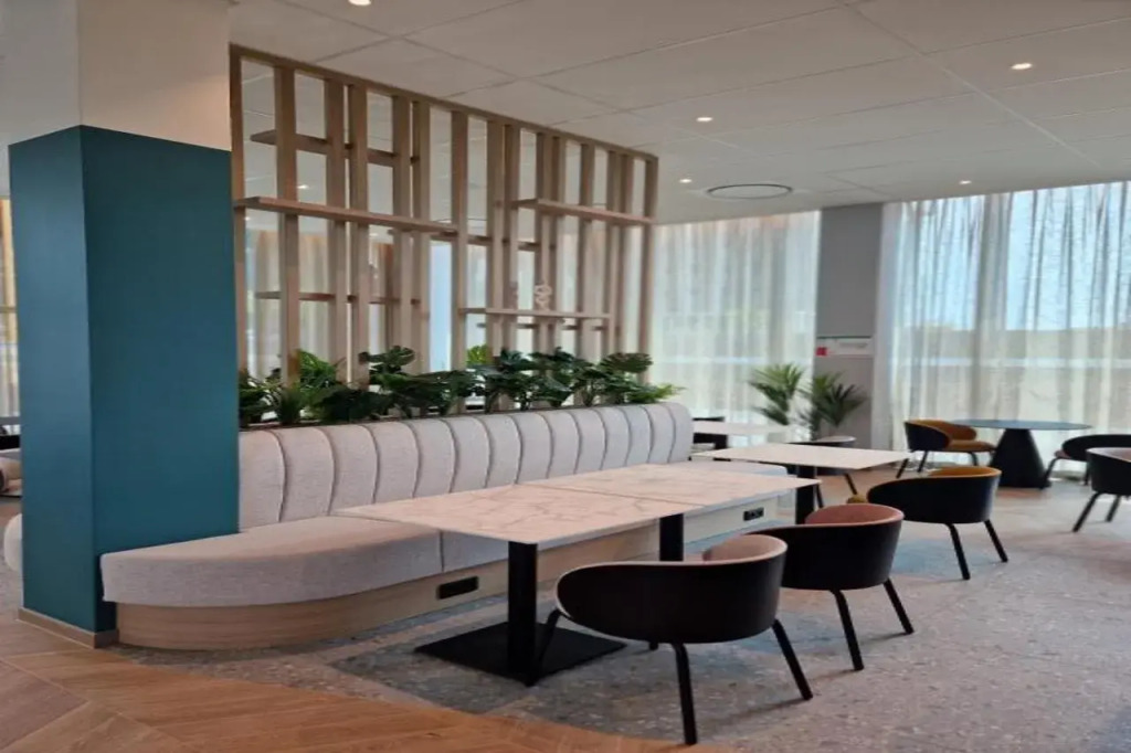 B&B HOTEL Luxembourg Centre Cloche dOr