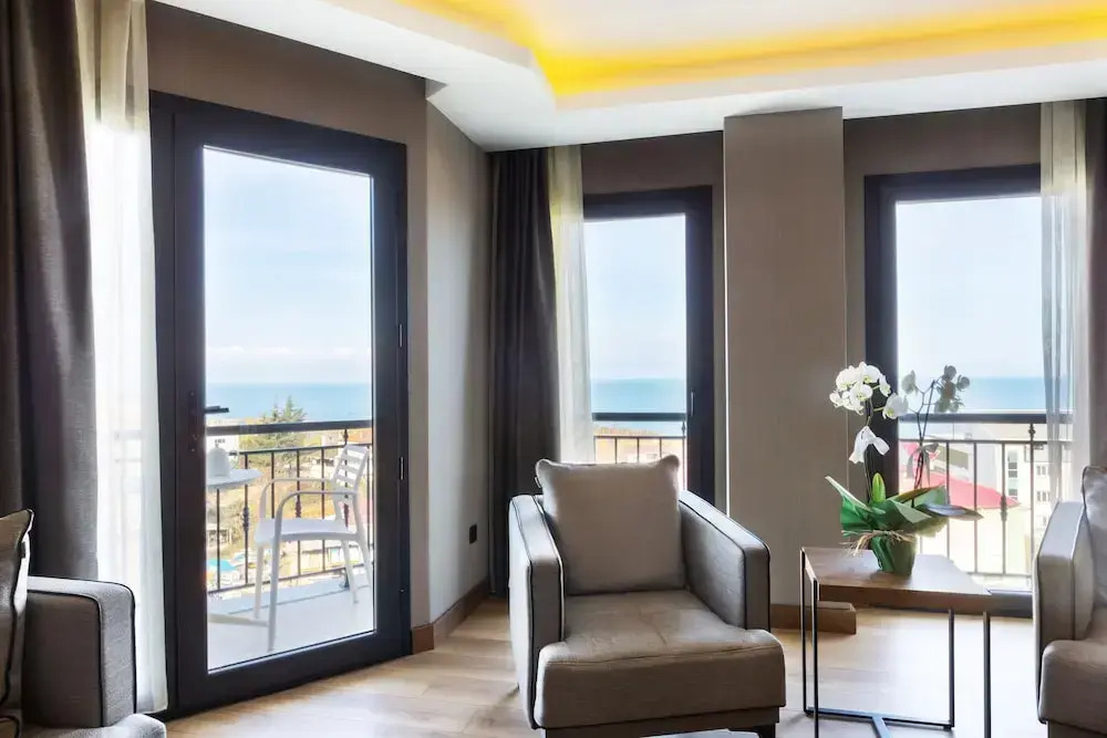 NEHİR OTEL