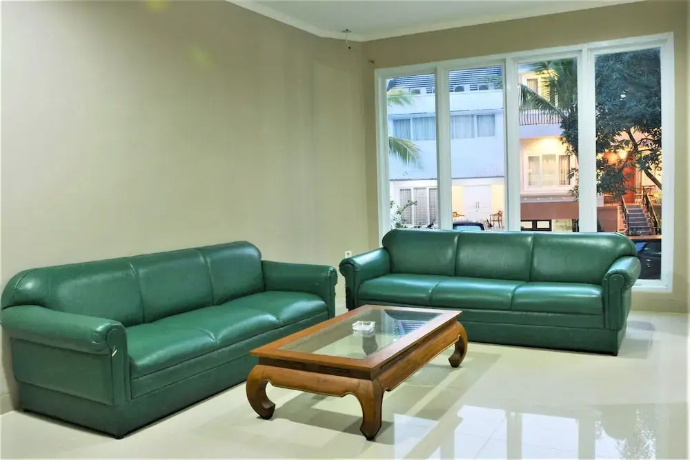 ZEN Rooms Basic Lebak Bulus