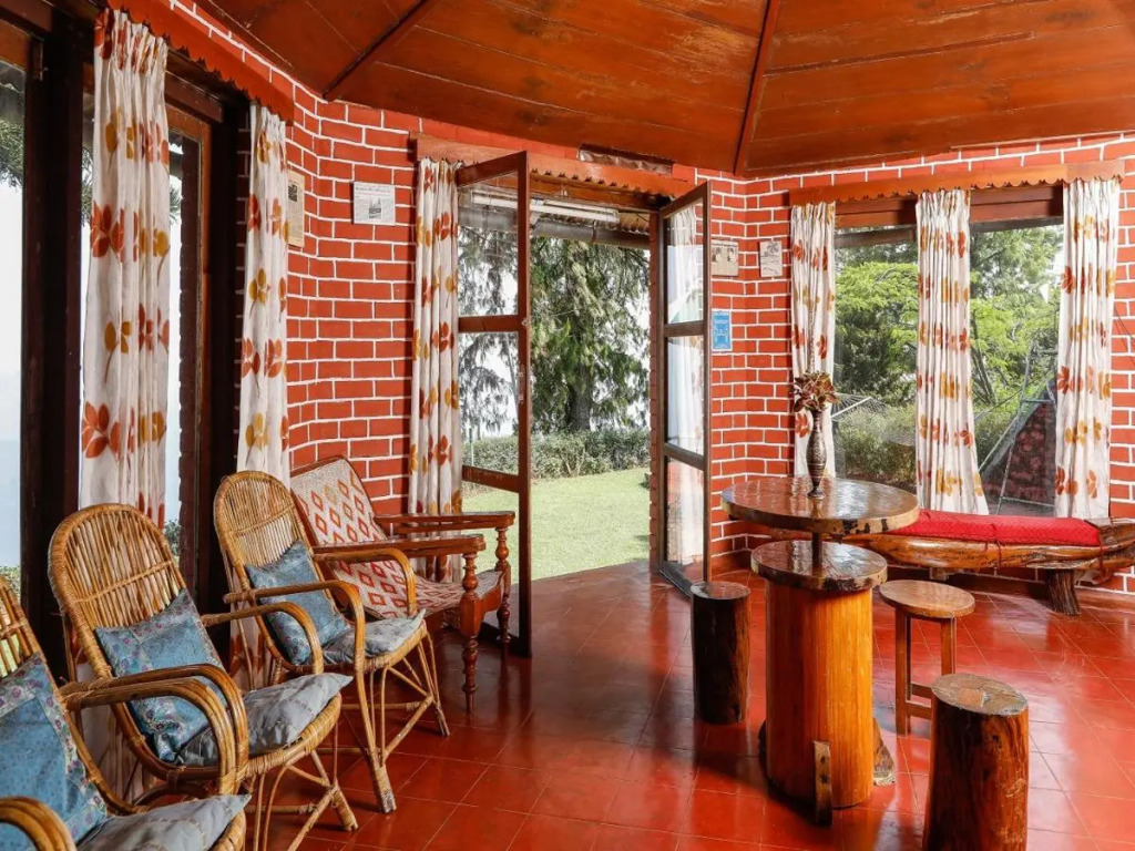 Devashola Homestay