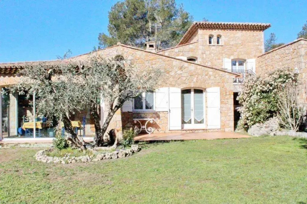 Bastide de lOvalie