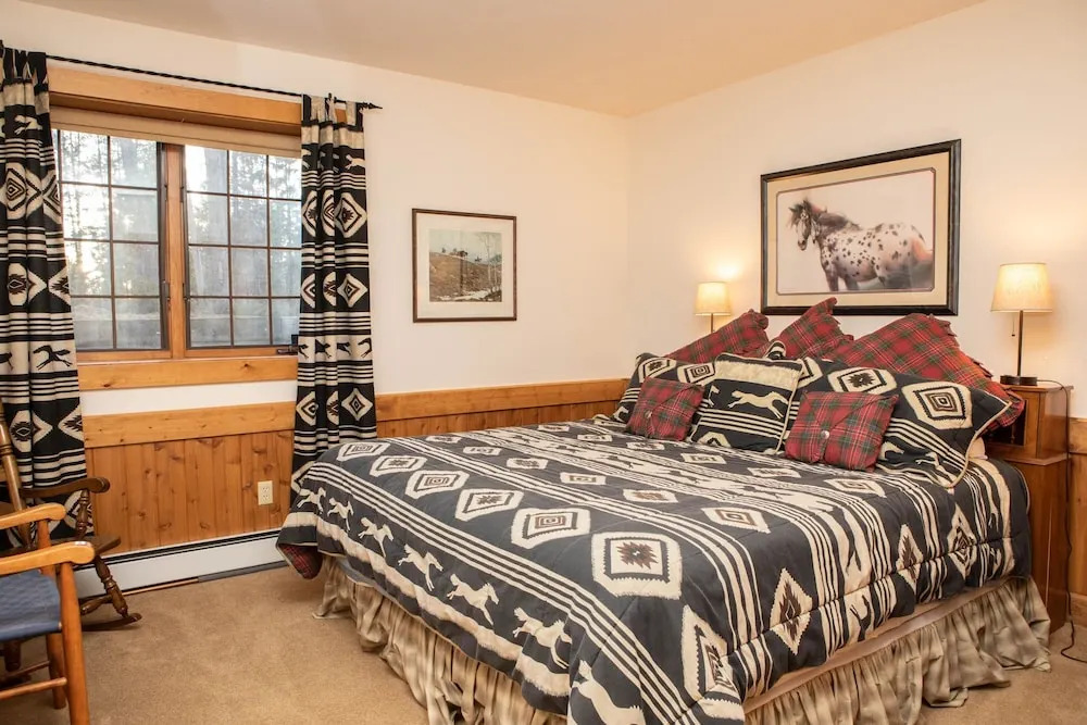 13 Bear Tree Court 5 Bedroom Home by RedAwning