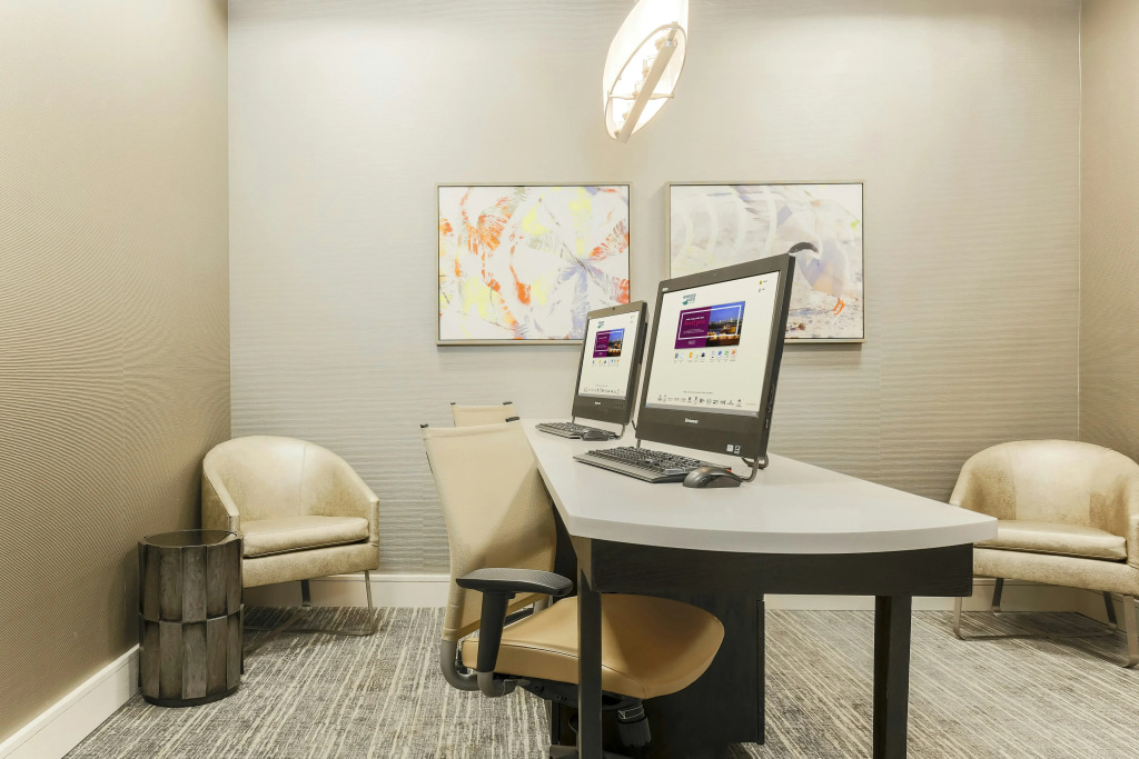 Homewood Suites by Hilton Long Island-Melville