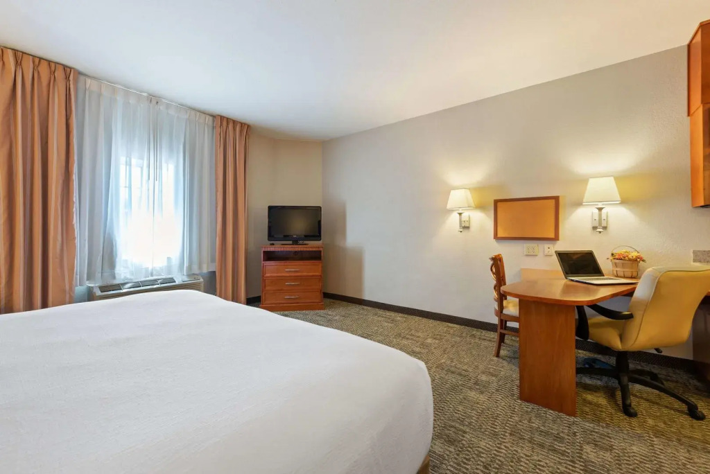 Extended Stay America Suites - Houston - IAH Airport