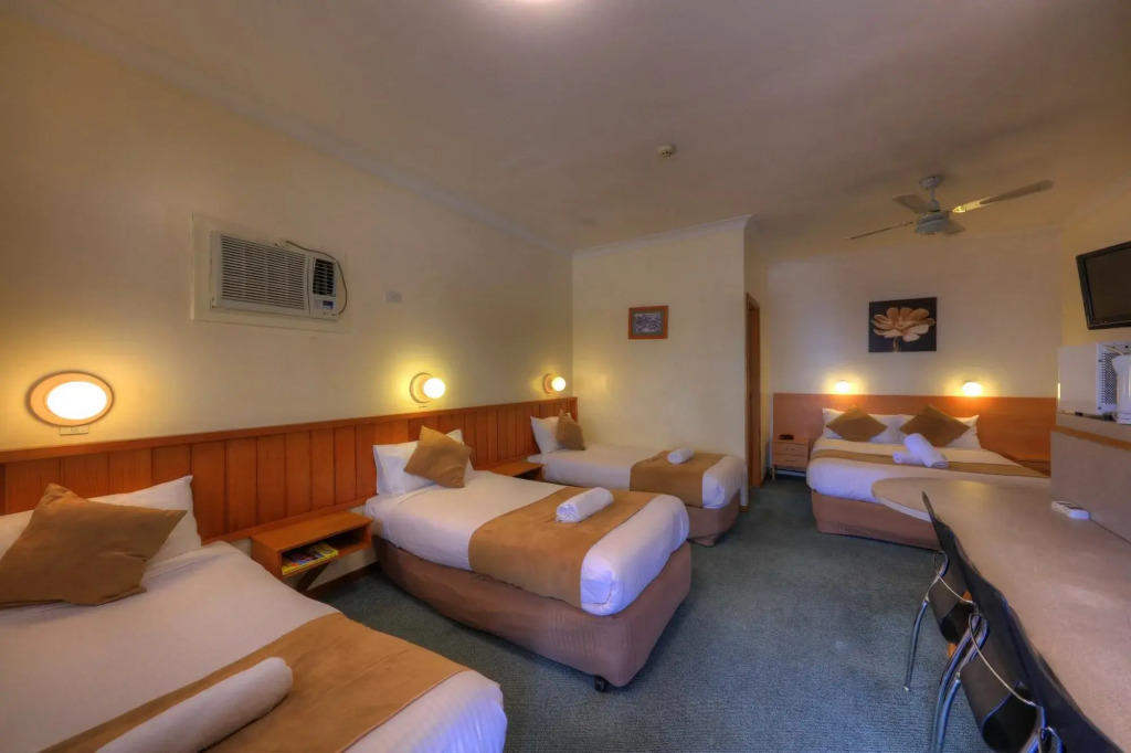 Midlands Motel