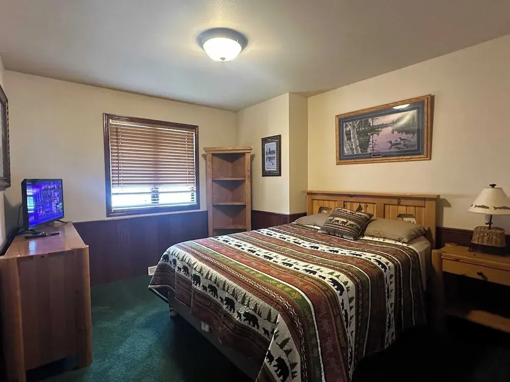Northern Resort #17