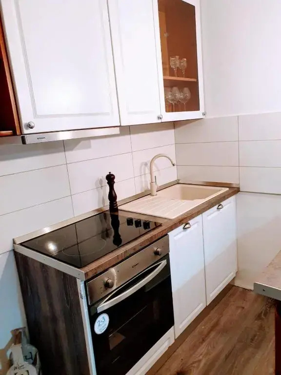 Apartment Marci 2 with parking place