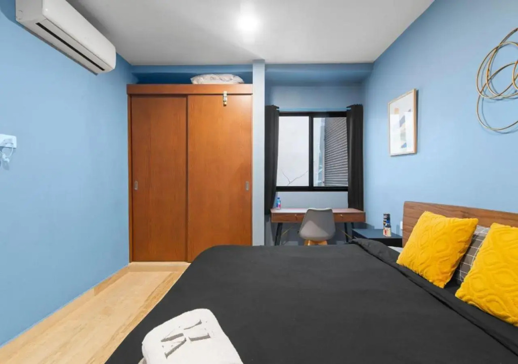 Modern chic 1 bedroom apt w/ rooftop infinity pool