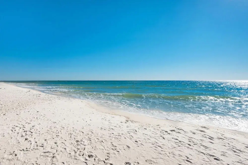 Villa Luna Condo #901 3 Bedrooms 3 Bathrooms Condo